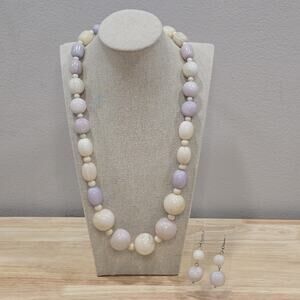 80's Vibe Chunky Lavender Off White Marble Affect Beaded Necklace Earring Set